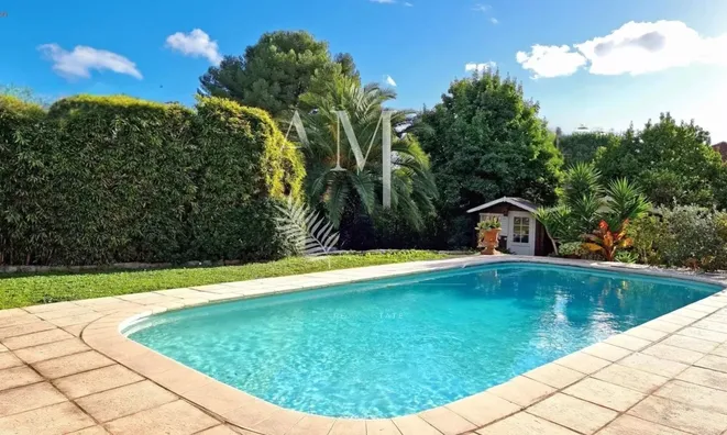 Недвижимость Villa Californie: 10
