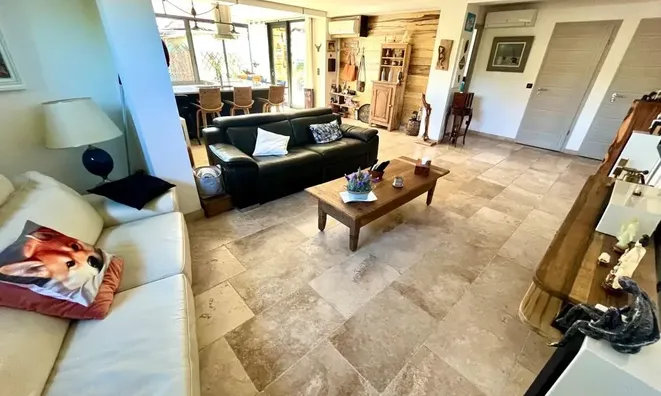Недвижимость Villa La Bocca: 1