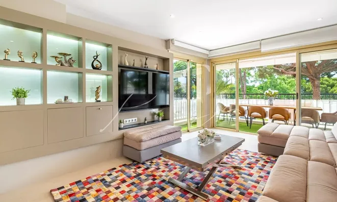 Недвижимость Villa Pointe Croisette: 3
