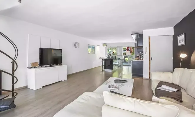 Недвижимость Apartment Cannes Suquet: 8