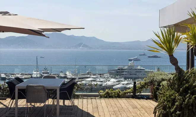 Недвижимость Villa Pointe Croisette: 2