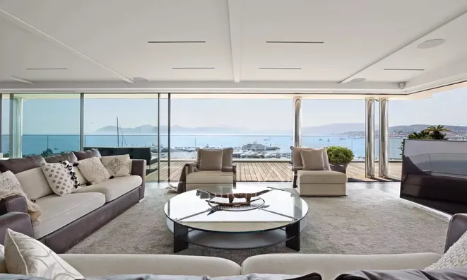 Недвижимость Villa Pointe Croisette: 3