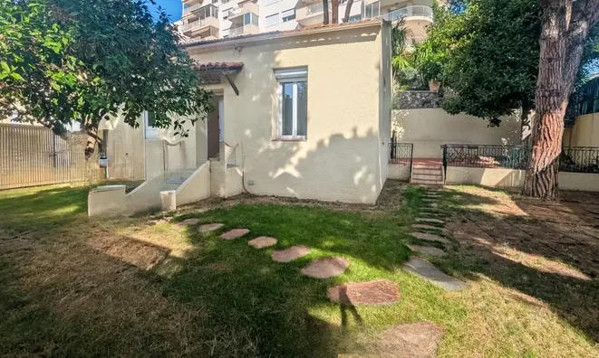 Недвижимость Villa Croix des Gardes: 2