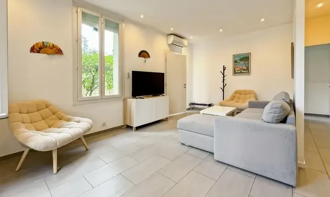 Недвижимость Villa Croix des Gardes: 13