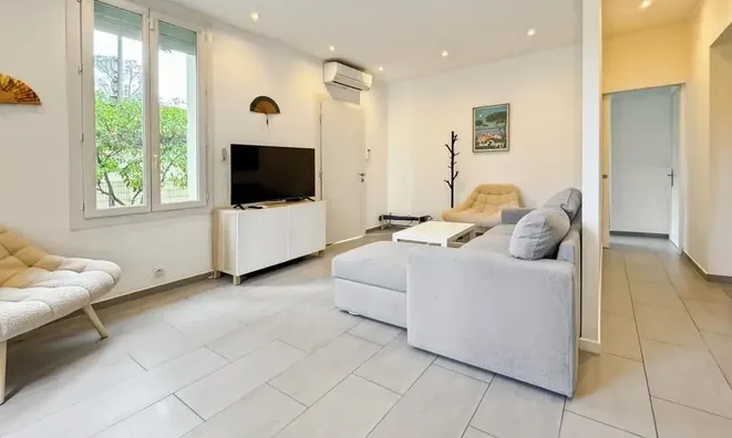 Недвижимость Villa Croix des Gardes: 14
