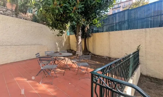 Недвижимость Villa Croix des Gardes: 19