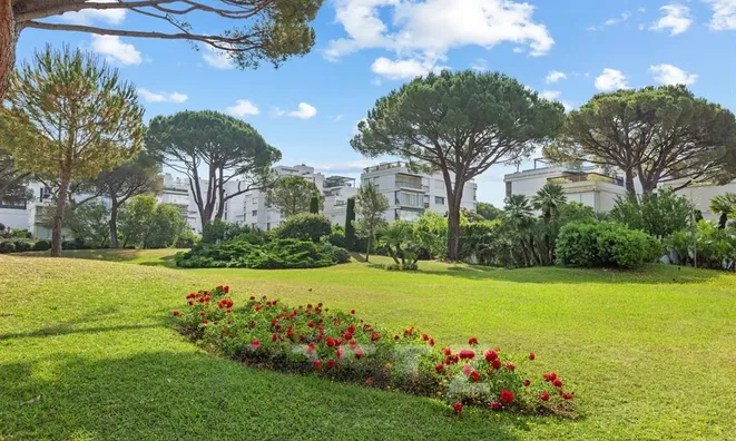 Недвижимость Villa Marina Mandelieu: 10