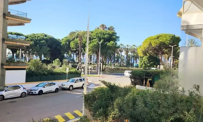 Недвижимость Villa Croix Des Gardes: 2