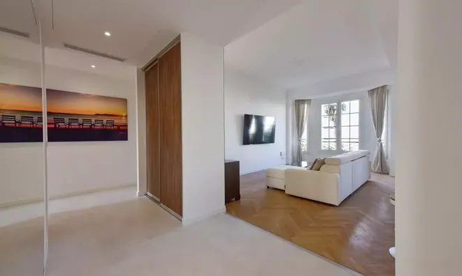 Недвижимость House Cannes: 17