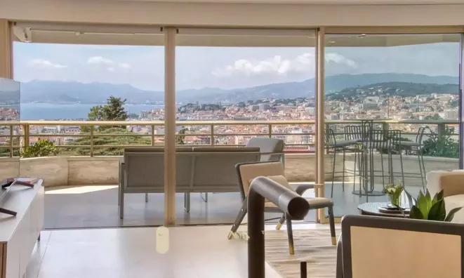 Недвижимость Villa Croix des Gardes: 19