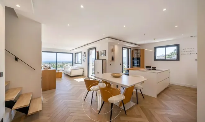 Недвижимость Villa Les Termes: 2