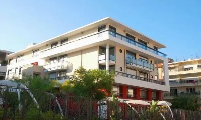 Недвижимость Property Cannes: 4