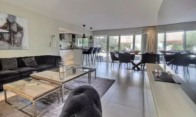 Недвижимость Villa Mougins: 11