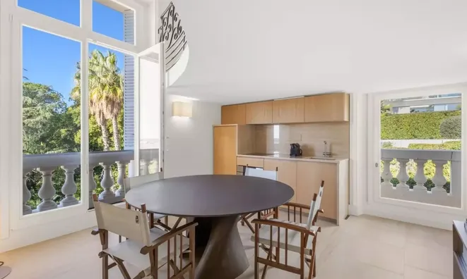 Недвижимость Villa Pointe Croisette: 6
