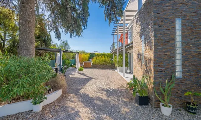 Недвижимость Villa Cannes: 10
