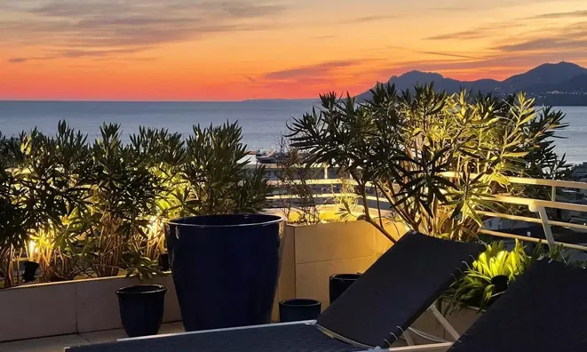 Недвижимость Villa Pointe Croisette: 2
