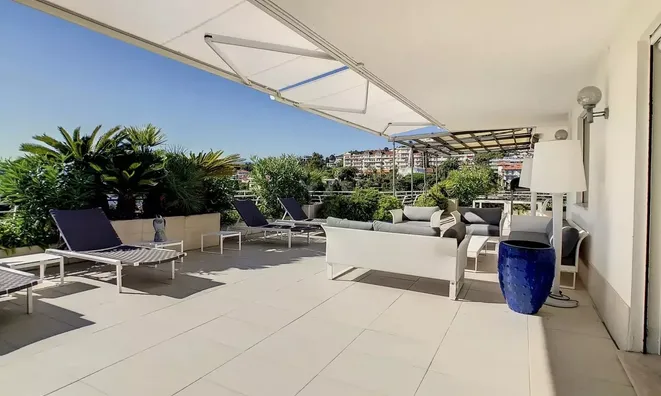 Недвижимость Villa Pointe Croisette: 3