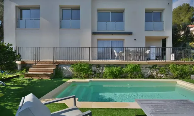 Недвижимость Villa Croix des Gardes: 4