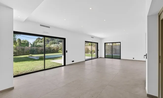 Недвижимость Estate Mougins: 4