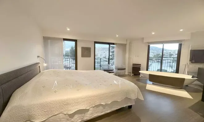 Недвижимость Villa Mandelieu-Napoule: 16