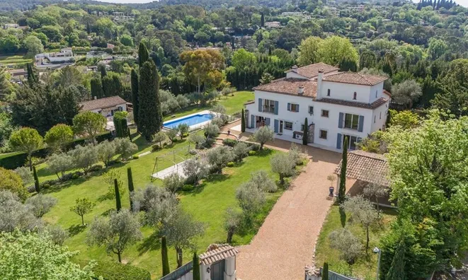 Недвижимость Villa Mougins: 1