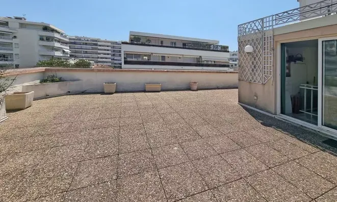 Недвижимость Villa Pointe Croisette: 2