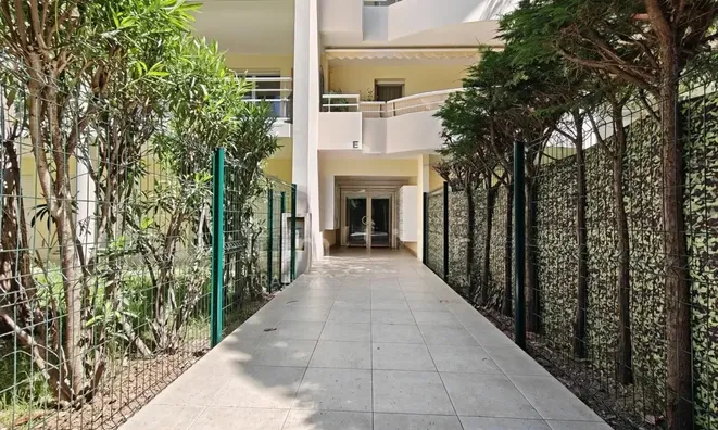 Недвижимость Villa La Bocca Nord: 2