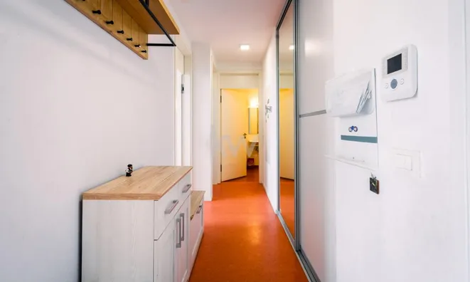 Недвижимость 2-room apartment in Vichi: 6
