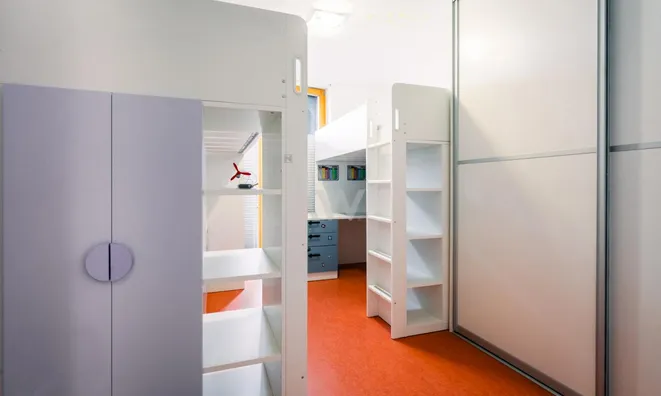 Недвижимость 2-room apartment in Vichi: 8