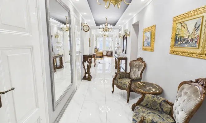 Недвижимость Apartment, more than 5 rooms, Center: 1