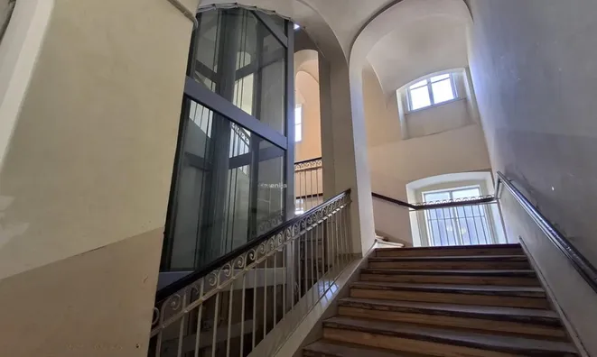 Недвижимость Apartment, more than 5 rooms, Center: 22