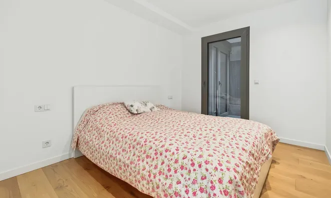 Недвижимость Ground floor with panoramic valley views, 4 bedrooms, 2-car box and terrace: 10