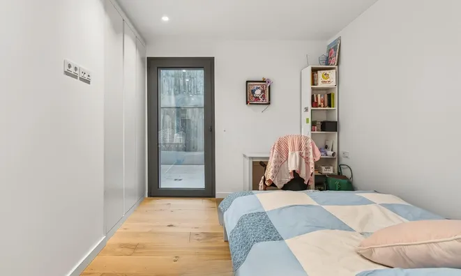 Недвижимость Ground floor with panoramic valley views, 4 bedrooms, 2-car box and terrace: 11
