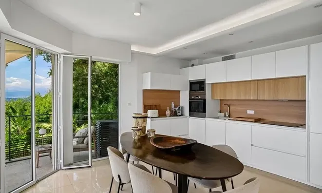 Недвижимость Villa Californie: 4