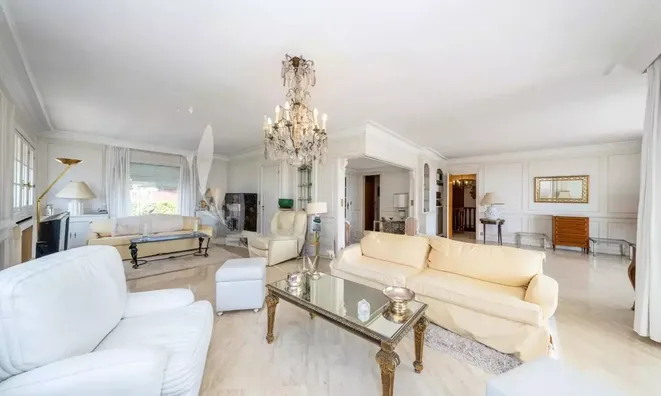 Недвижимость Villa Croix des Gardes: 11