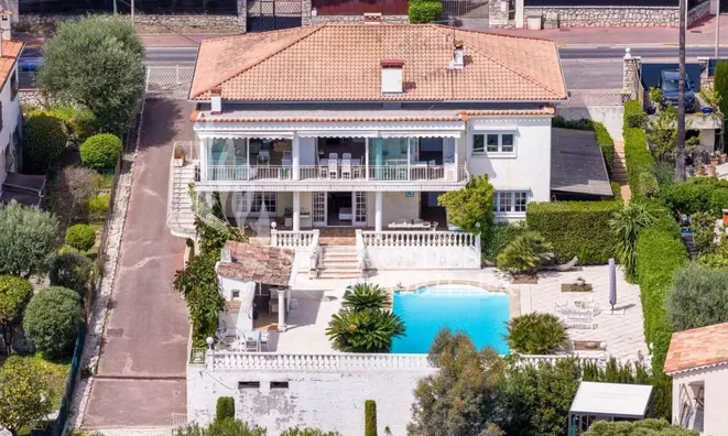 Недвижимость Villa Croix des Gardes: 24