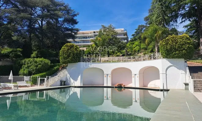 Недвижимость Villa Cannes Croix des Gardes: 1