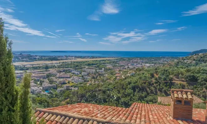 Недвижимость Villa Roc Fleuri: 14