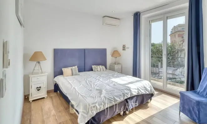 Недвижимость Villa Petit Juas: 10