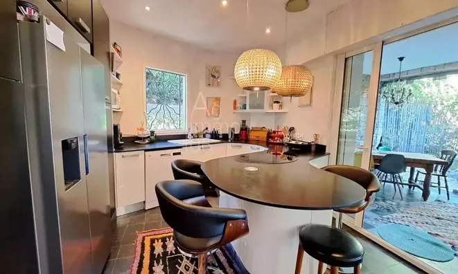 Недвижимость Villa Croix des Gardes: 8