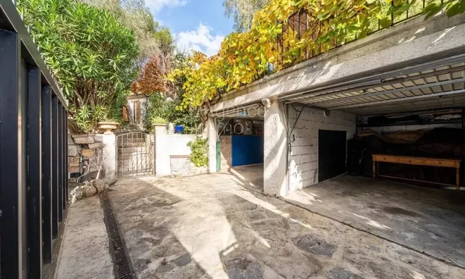 Недвижимость Villa Croix des Gardes: 25