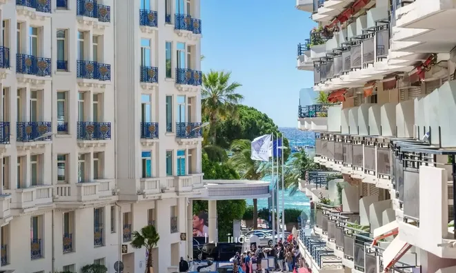 Недвижимость Villa Pointe Croisette: 3