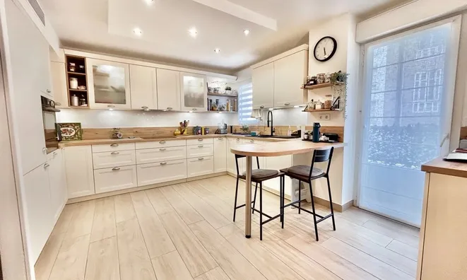 Недвижимость Villa Cannes République: 6