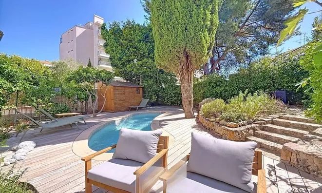 Недвижимость Villa République Cannes: 10