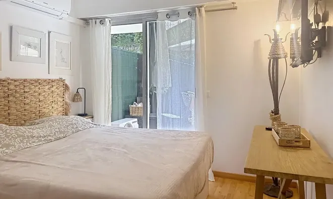 Недвижимость Villa Petit Juas: 10