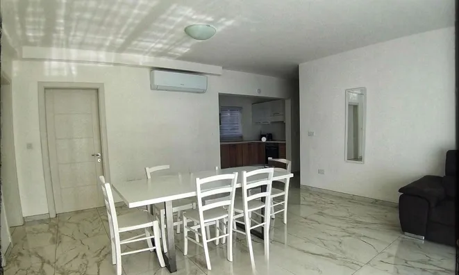 Недвижимость Sliema Heights Apartment: 4