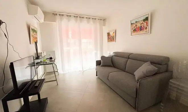 Недвижимость Villa Petit Juas: 11
