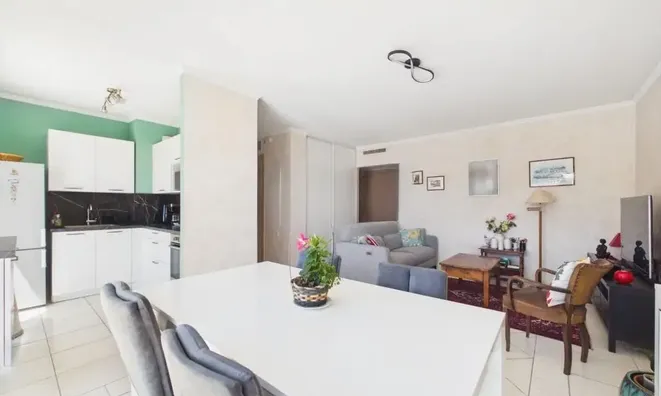 Недвижимость Villa Le Roc Fleuri: 2
