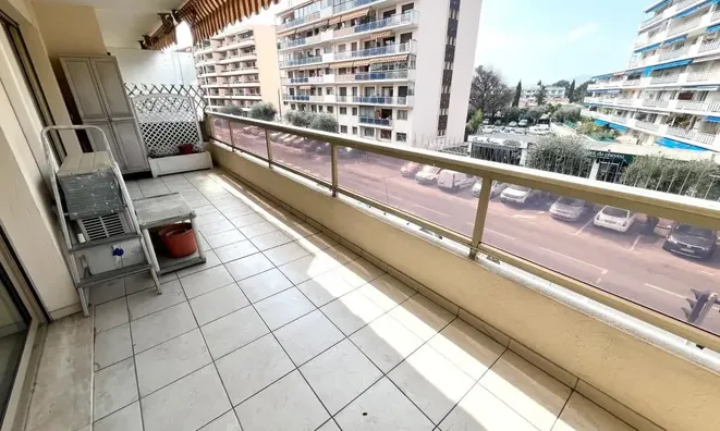 Недвижимость Villa Maurice Jeanpierre: 2