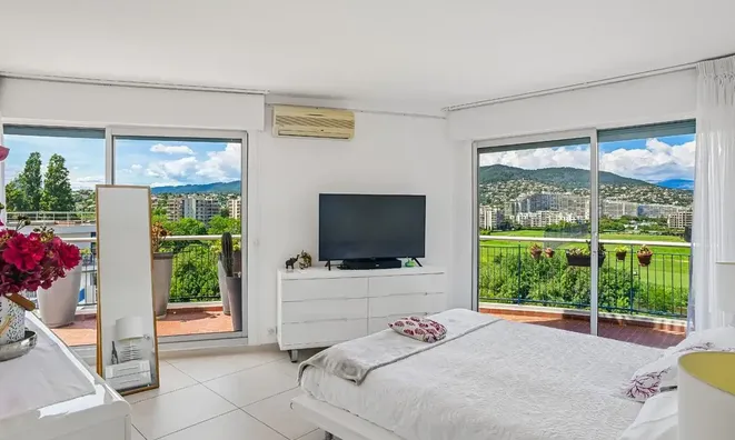 Недвижимость Villa Maure Vieille: 8